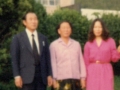 Ahnsahnghong con su esposa y su hija.